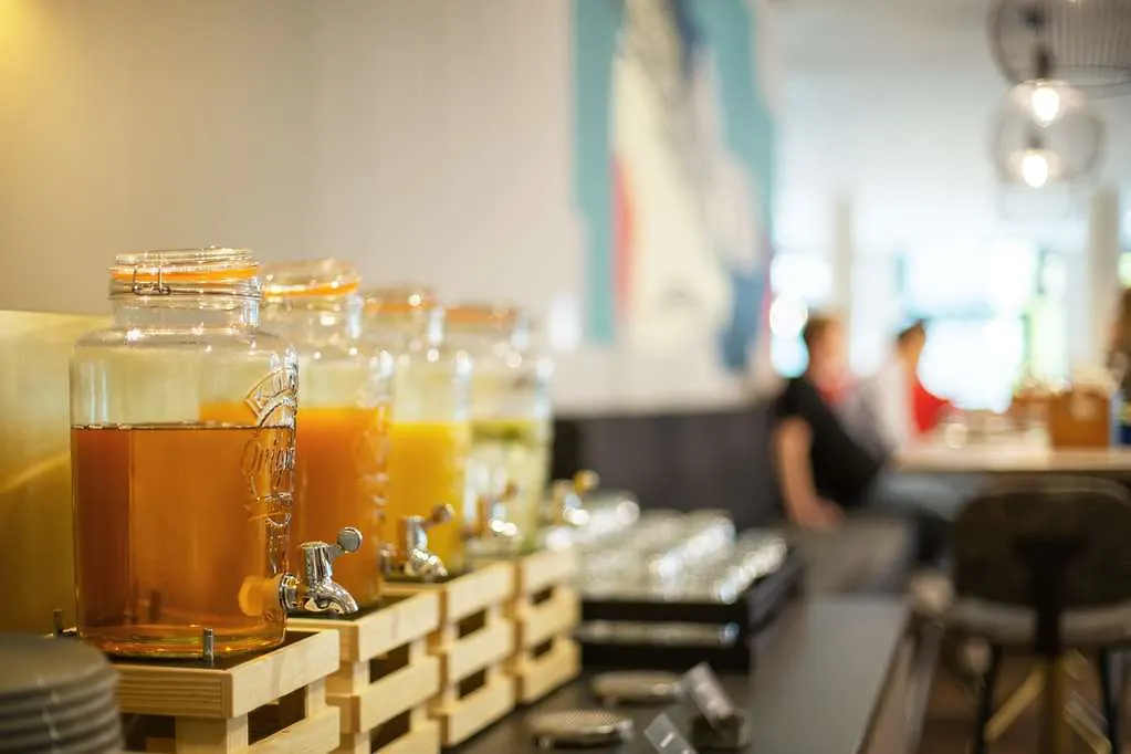 Holiday Inn - The Niu, Mesh Stuttgart Messe By Ihg 3*,  Duitsland