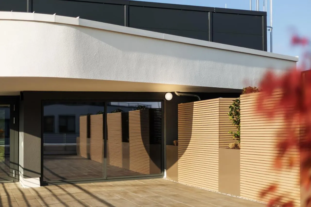 Holiday Inn - The Niu, Mesh Stuttgart Messe By Ihg Hotel